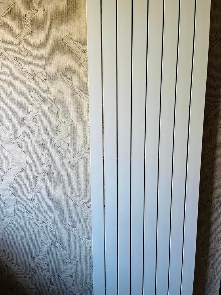 Witte design radiator, Ophalen, Radiator, Minder dan 60 cm, Zo goed als nieuw