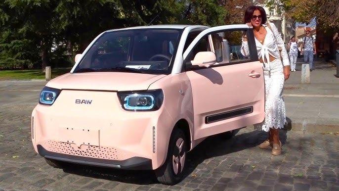Trendy zgan microcar roze BAW Pony (2024) –  1.850 km!, Auto's, Elektrisch, Particulier, Achteruitrijcamera, Te koop