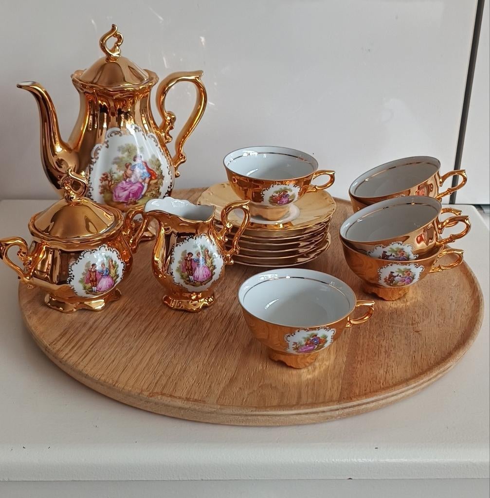 Bavaria Golden Koffie/Thee zet, Antiek en Kunst, Antiek | Servies compleet, Ophalen of Verzenden