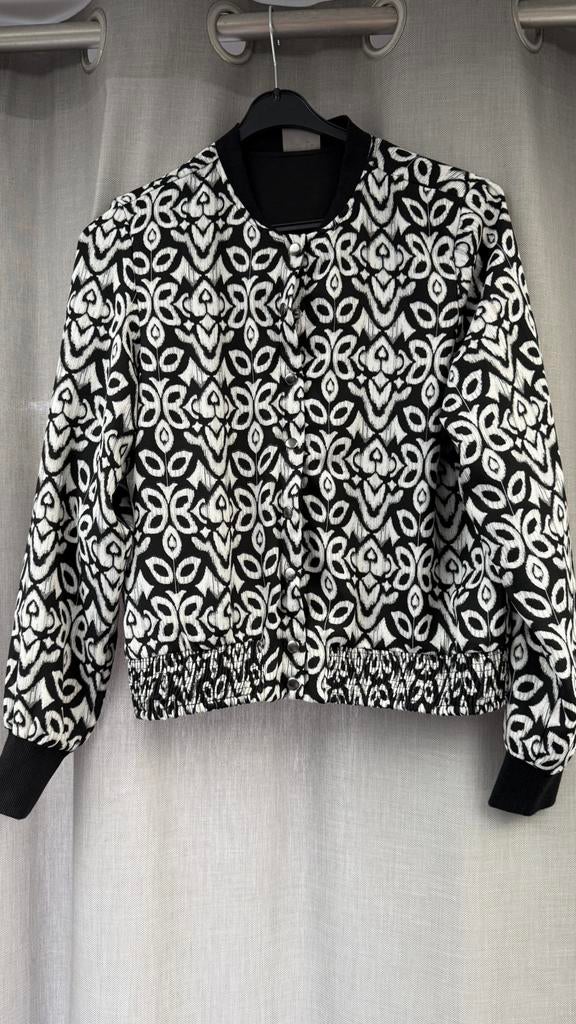 Vero moda Bomber, Ophalen of Verzenden, Zo goed als nieuw, Maat 38/40 (M), Zwart