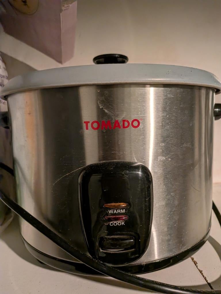 Tomado Rijstkoker 1.8L - Gebruikt, in goede staat, Ophalen of Verzenden, Gebruikt