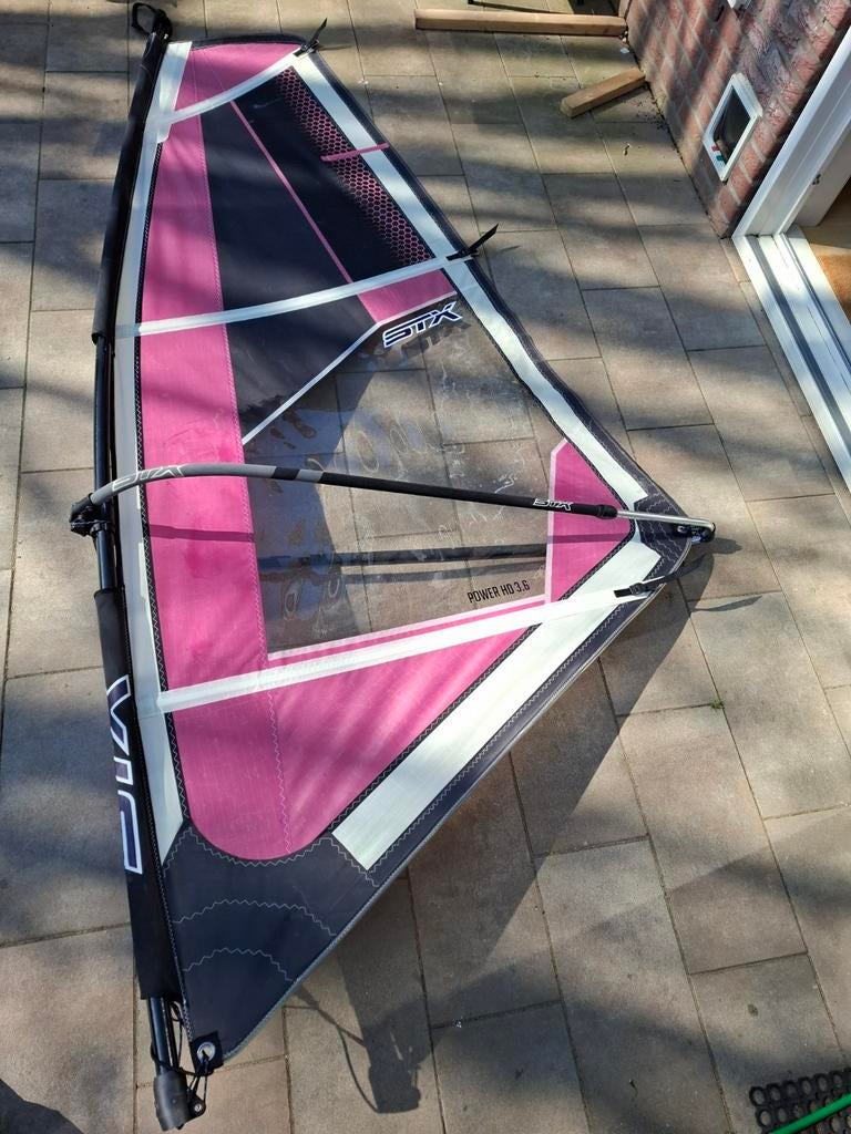 Complete windsurf zeilen STX en zgan wetsuits van Pro-Limit!, Ophalen of Verzenden, Complete set, Minder dan 5 m²
