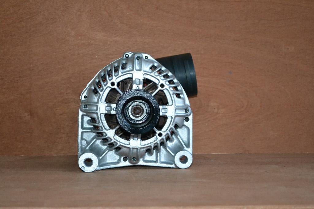 Gereviseerde dynamo BMW Origineel Valeo 2541912A, Auto-onderdelen, Motor en Toebehoren, Ophalen of Verzenden, Gereviseerd, BMW