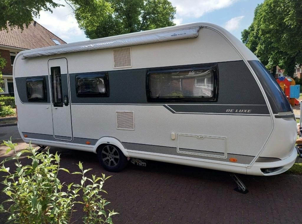 Hobby 495 UL prestige de Luxe, Rondzit, Hobby, Kachel, Particulier