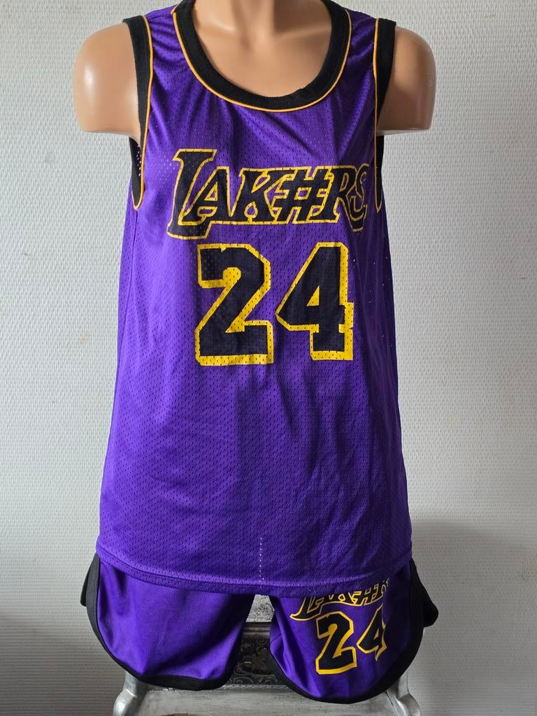 Lakers Basketbal Set - Kobe Bryant #24 maat XL, Sport en Fitness, Basketbal, Ophalen of Verzenden, Zo goed als nieuw, Kleding