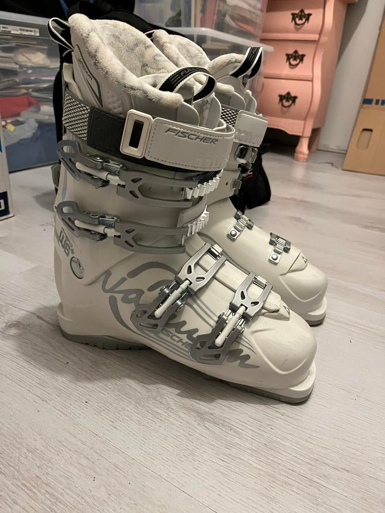 Fischer Skischoenen maat 43 of 27.5- Perfecte pasvorm!, Sport en Fitness, Skiën en Langlaufen, Ophalen, Fischer, Schoenen, Zo goed als nieuw