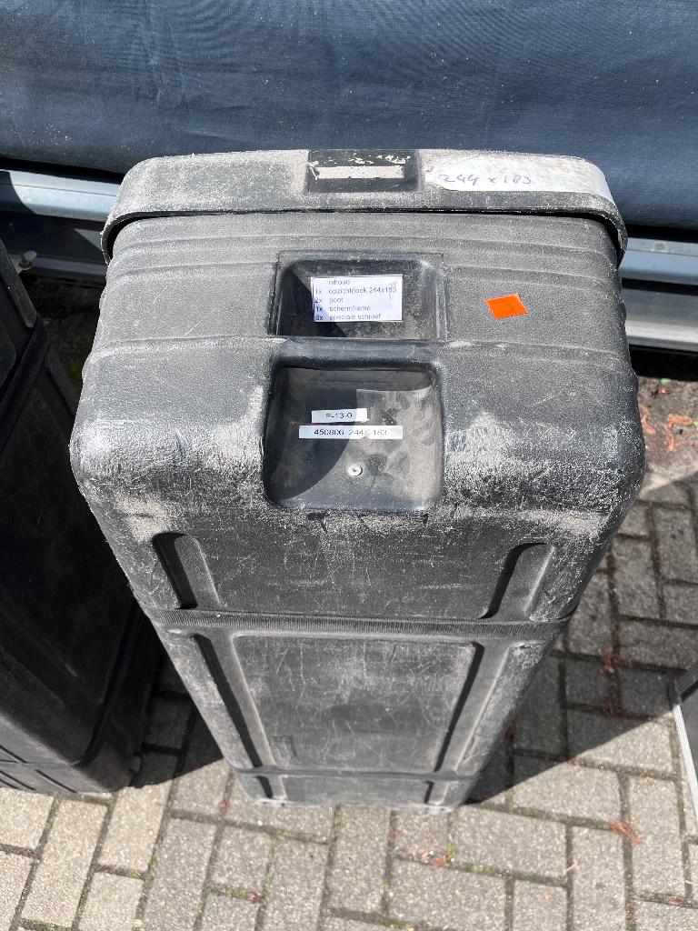 2x projecta fastfold spanscherm opzicht+doorzicht 244x183, Audio, Tv en Foto, Projectieschermen, Ophalen, Gebruikt