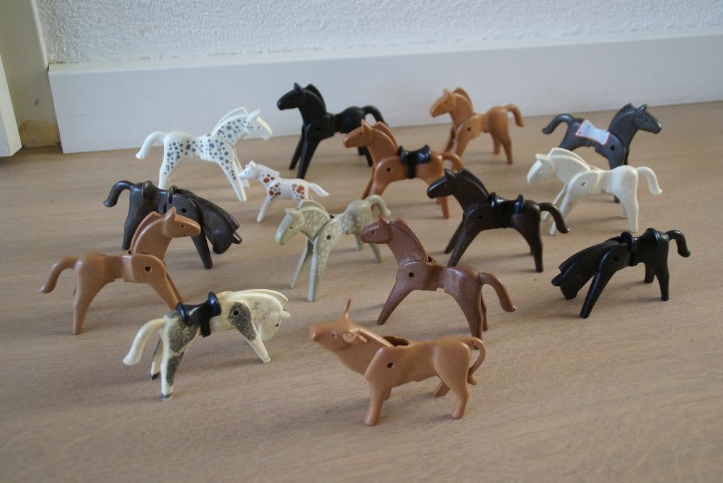 Playmobil, Geobra 1974, paarden, pony's en een koe, Ophalen of Verzenden, Gebruikt, Los playmobil