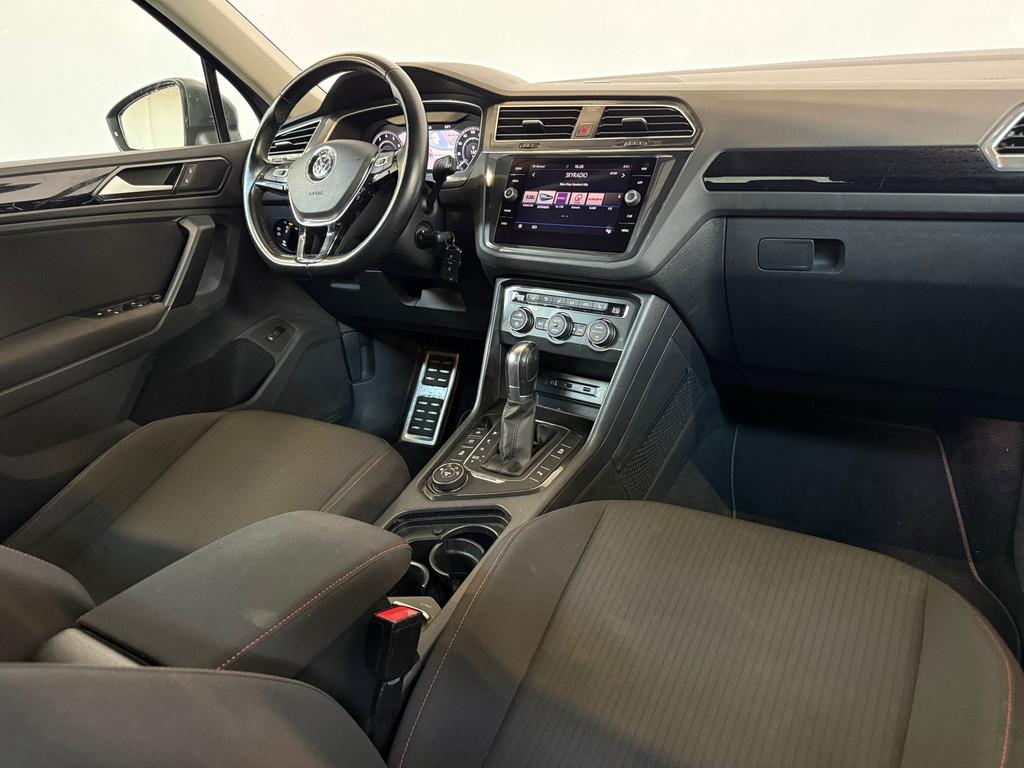 Volkswagen Tiguan 2.0 TSI 4Motion R-line Led Trekhaak, Auto's, Automaat, Stof, Gebruikt, 4 cilinders