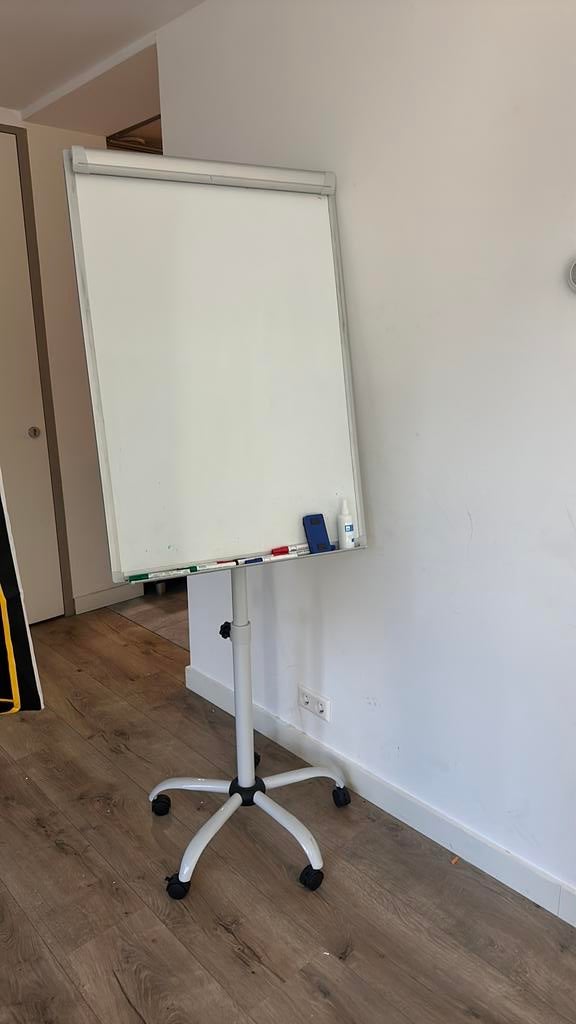 Mobiel whiteboard / flipover – op wielen, Ophalen of Verzenden, Nieuw, Magneetbord