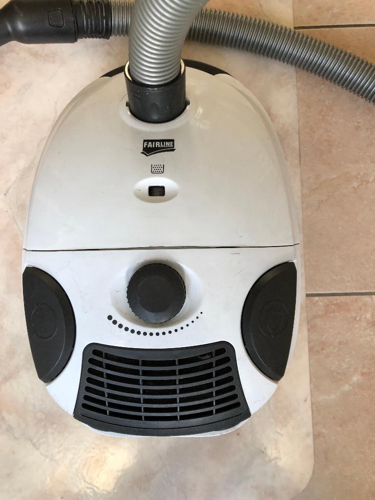 Stofzuiger, Witgoed en Apparatuur, Stofzuigers, Stofzuiger, Zo goed als nieuw, Minder dan 1200 watt, Ophalen