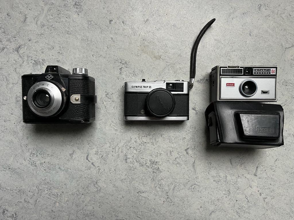 3 Vintage Fotocamera's Analoog: Agfa Kodak Olympus, Ophalen of Verzenden, Niet werkend, Compact, Overige Merken