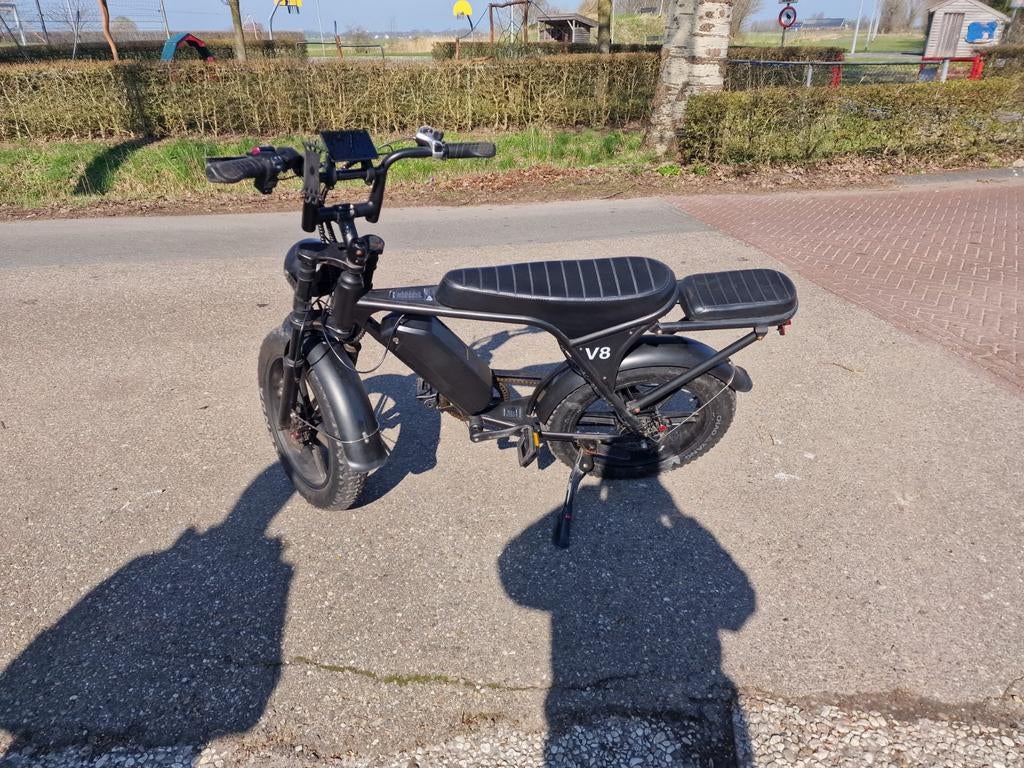 Fatbike v8, Fietsen en Brommers, Brommers | Derbi, Ophalen of Verzenden, Zo goed als nieuw