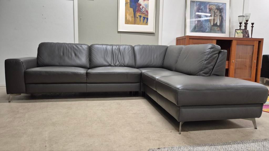 Top kwaliteit grijze leren design hoekbank in perfecte staat