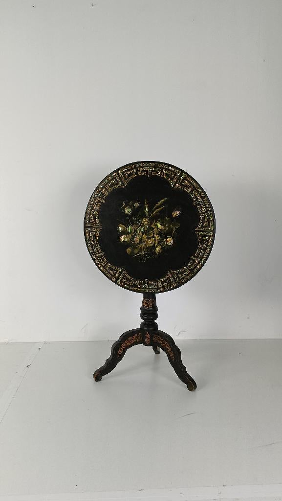 Verbazingwekkende Napoleon III Tip Top tafel, Ophalen of Verzenden