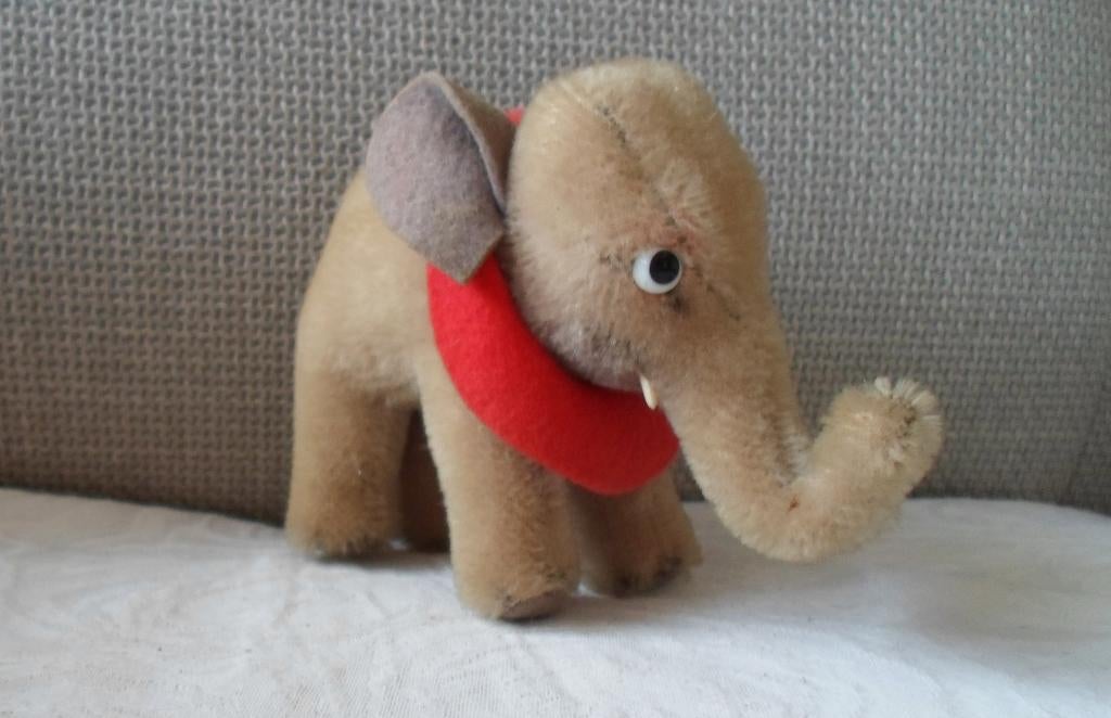 Oude Olifant. Steiff. Jaren '50 - Jaren '60., Ophalen of Verzenden, Zo goed als nieuw
