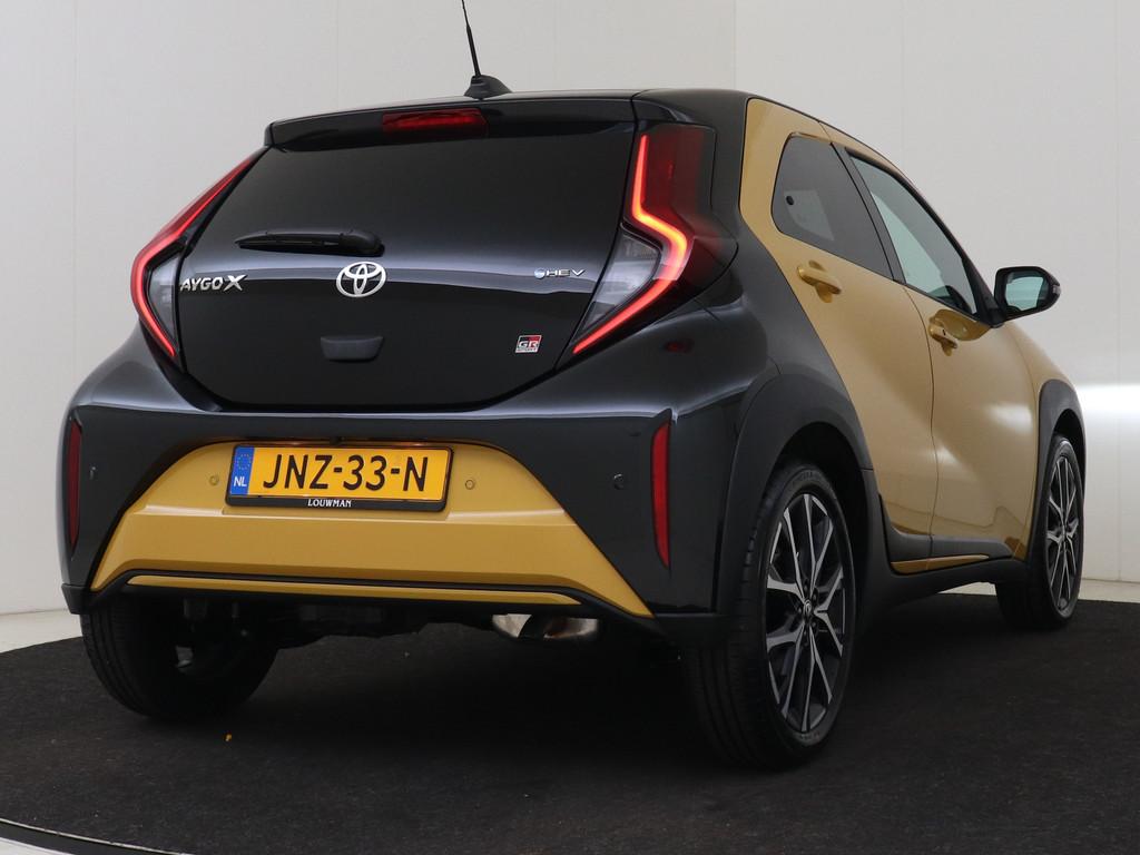 Toyota Aygo X Hybrid 115 GR Sport (bj 2025, automaat), Euro 6, Overige kleuren, 4 stoelen, 116 pk