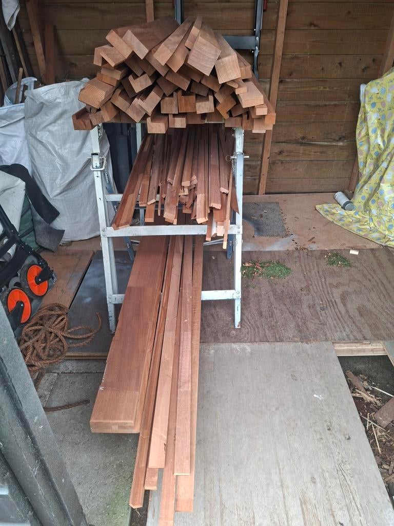 Meranti balkjes en latten, Doe-het-zelf en Verbouw, Hout en Planken, Nieuw, Ophalen of Verzenden, 50 mm of meer, Balk