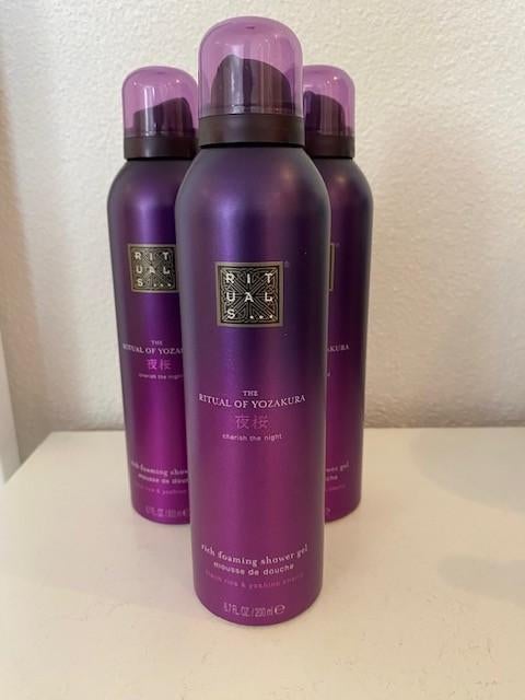 Nieuw Rituals Yozakura foaming shower gel douche foam, Ophalen of Verzenden, Nieuw, Bad & Douche