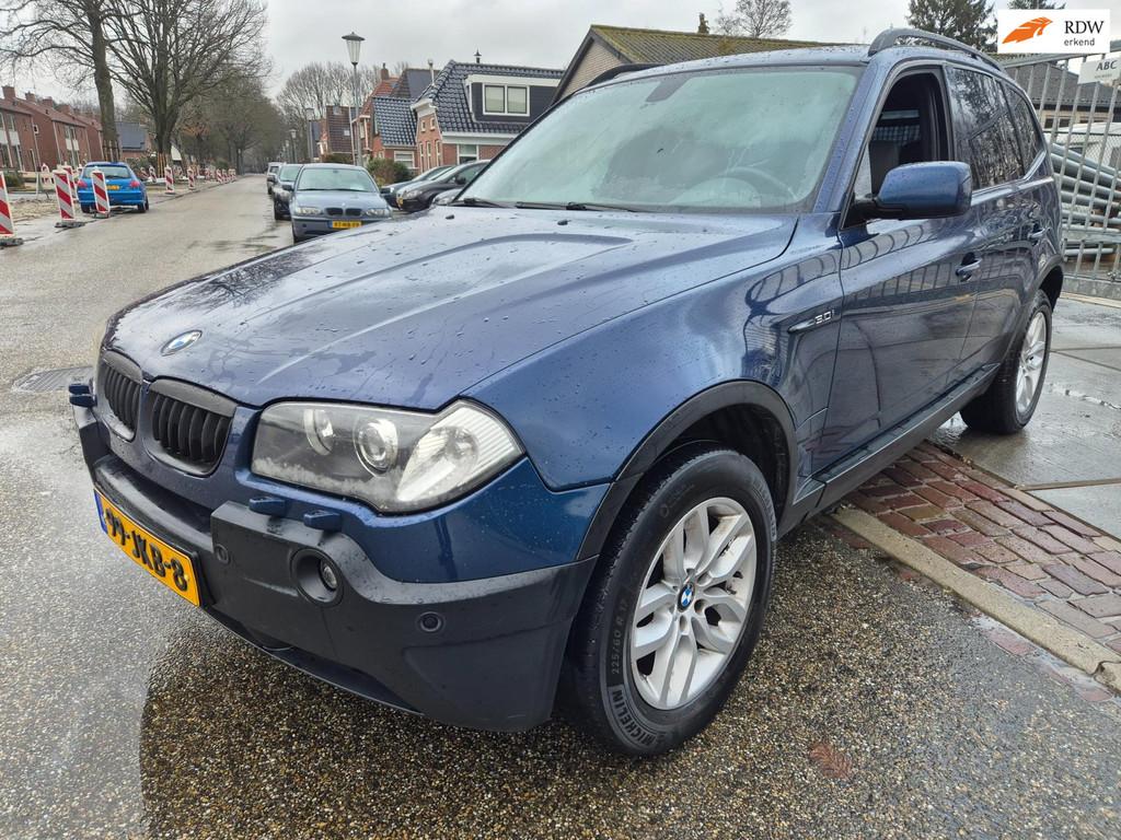 BMW X3 3.0i xenon,afneembare trekhaak,pdc,leer,pano, Automaat, Gebruikt, 2000 kg, Blauw