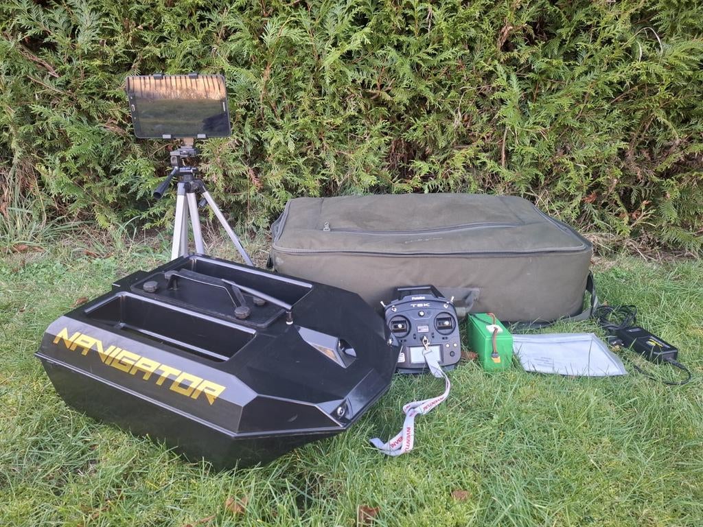 Voerboot navigator met raymarine en 1 jaar garantie, Ophalen of Verzenden, Zo goed als nieuw, Overige typen