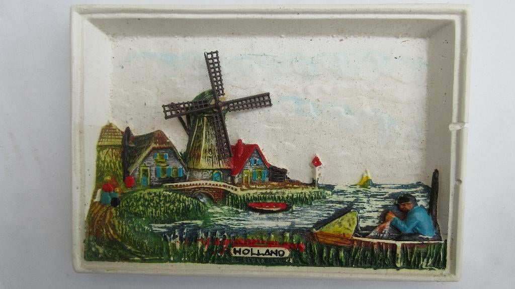 Hobra reliëf tegel Holland, Antiek en Kunst, Antiek | Wandborden en Tegels, Ophalen of Verzenden