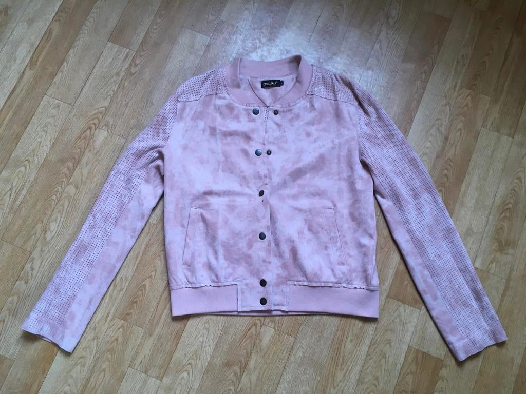 Roze Ambika jasje + Ambika shirt nieuw, Maat 42/44 (L), Nieuw, Ophalen of Verzenden, Jasje