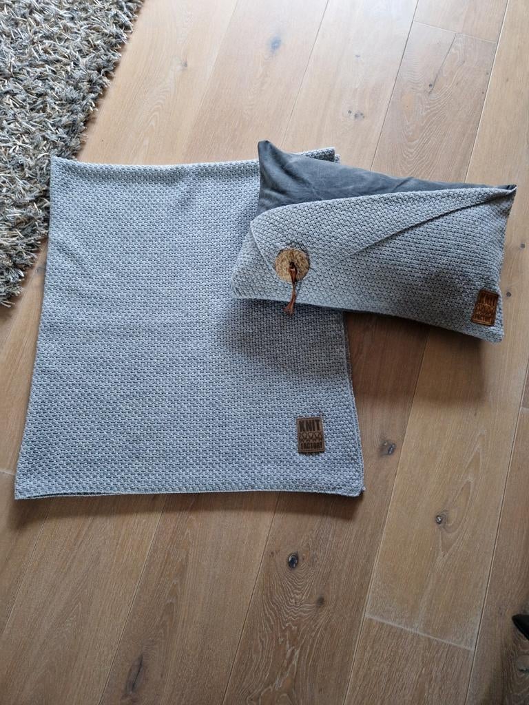 Knit factory plaid "deken " en kussen., Ophalen of Verzenden, Zo goed als nieuw