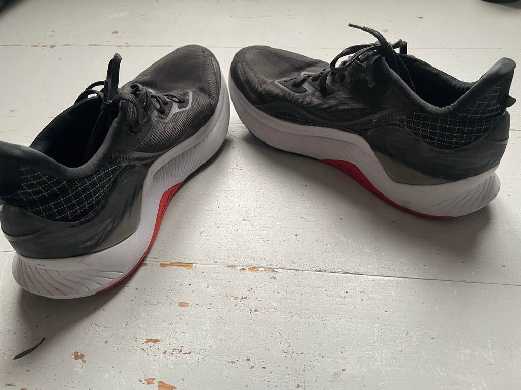 Saucony Endorphin Swift 2 - Maat 43, Ophalen of Verzenden, Gedragen, Zwart, Sportschoenen