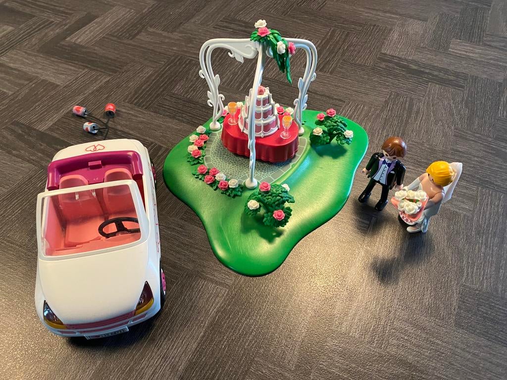 Playmobil 6861 bruidspaar met auto en prieel, Ophalen