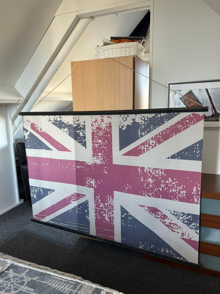 Te koop Britse vlag op linnen, Ophalen