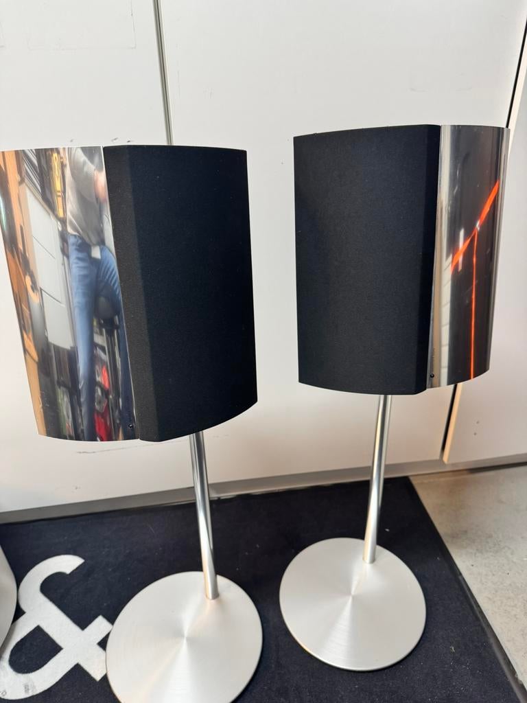 Bang en Olufsen beolab 4000 mk1 met vloerstands B&O, Zo goed als nieuw, 120 watt of meer, Front, Rear of Stereo speakers, Ophalen