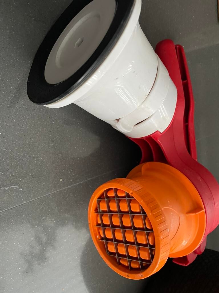 Tekoop gevraagd tuppeware patat snijder, Ophalen of Verzenden, Zo goed als nieuw