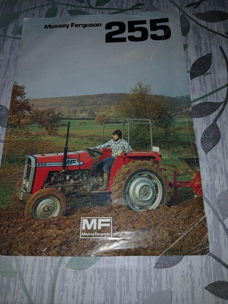 Massey Ferguson Folder Collectie, Boeken, Catalogussen en Folders, Gelezen, Folder, Ophalen of Verzenden