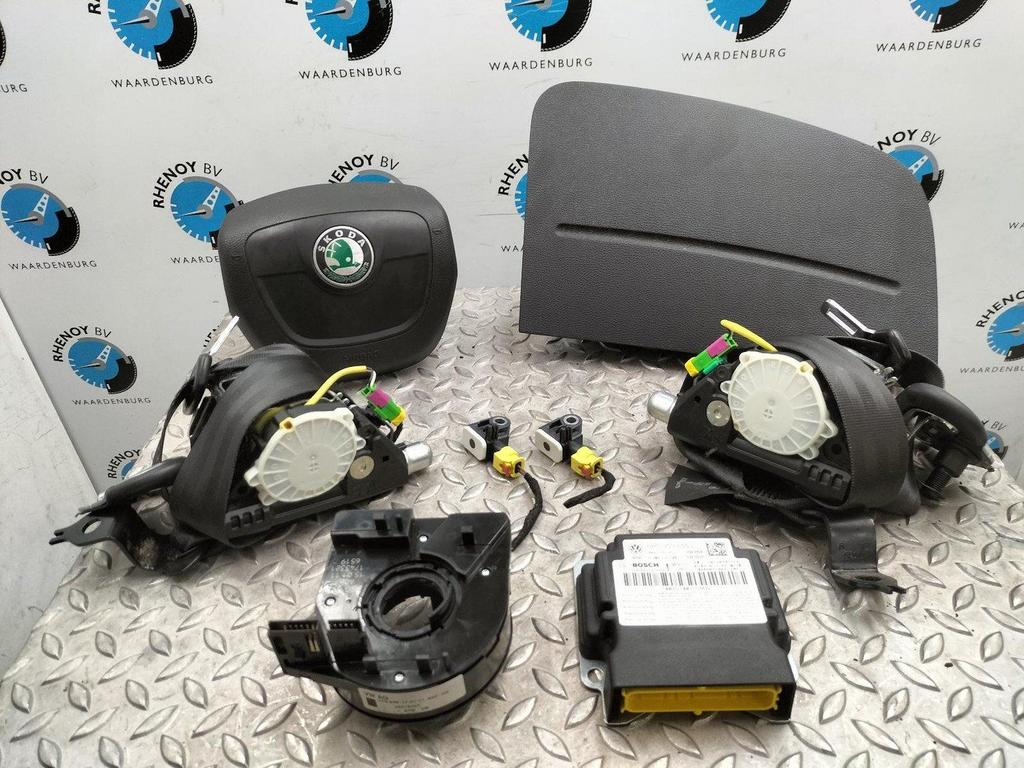 SKODA FABIA 542 1.2 TSI ELEGANCE  AIRBAG SET 2011, Ophalen of Verzenden, Gebruikt, Stiba lid
