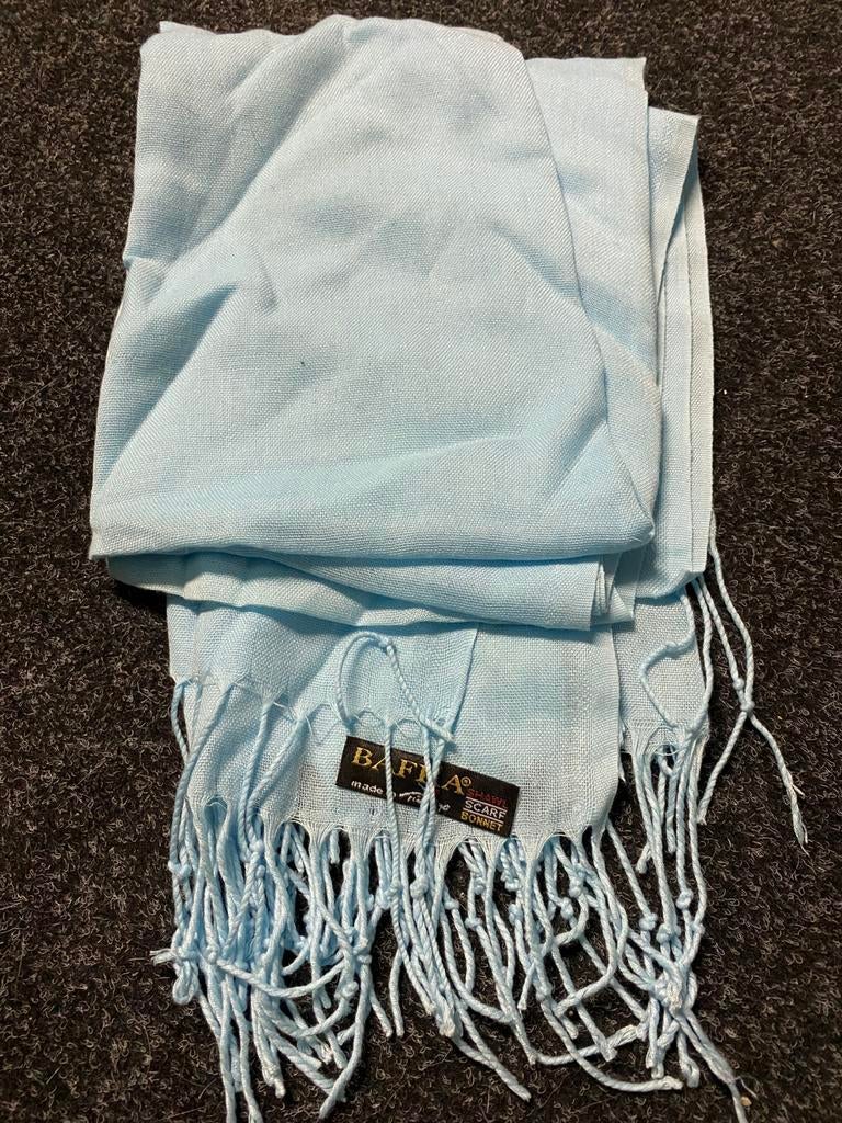 Hijab hoofddoek licht blauw, Ophalen of Verzenden, Zo goed als nieuw