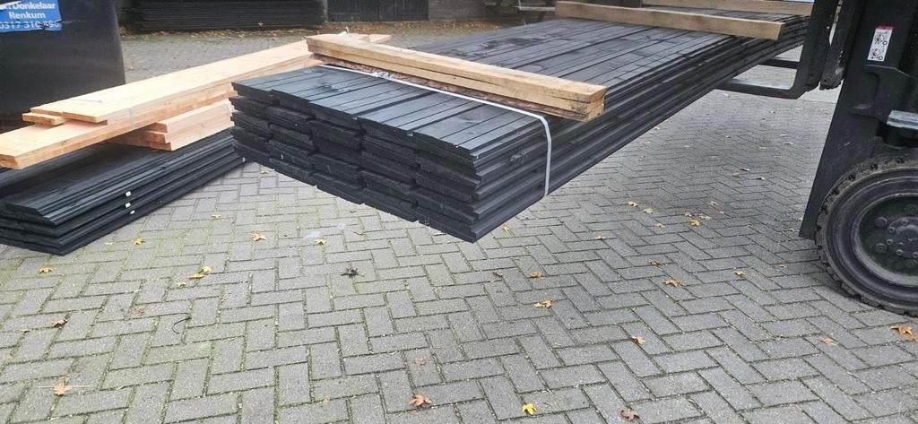 Te koop zweeds rabat gitzwart behandeld €2,70 per mtr, Ophalen, Nieuw, Hout