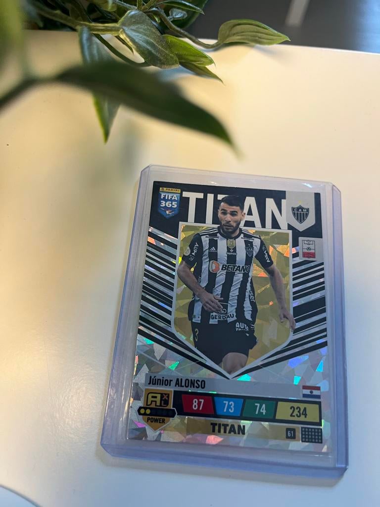 Zeldzame Junior Alonso Glimmende Voetbal Kaart, Ophalen of Verzenden, Zo goed als nieuw, Buitenlandse clubs, Spelerskaart