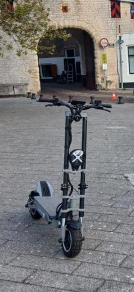 Vsett 11+ Elektrische Step - Krachtpatser!, Fietsen en Brommers, Steps, Ophalen of Verzenden, Gebruikt, Elektrische step (E-scooter)