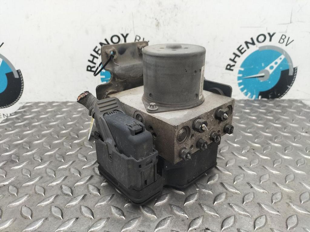 MITSUBISHI FUSO CANTER 7C18 7500/340  ABS POMP  2015, Ophalen of Verzenden, Gebruikt, Stiba lid