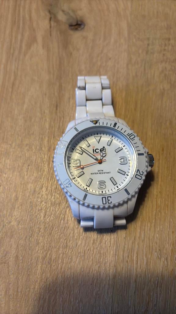 Ice watch horloge wit, Ophalen of Verzenden, Zo goed als nieuw, Kunststof, Overige merken