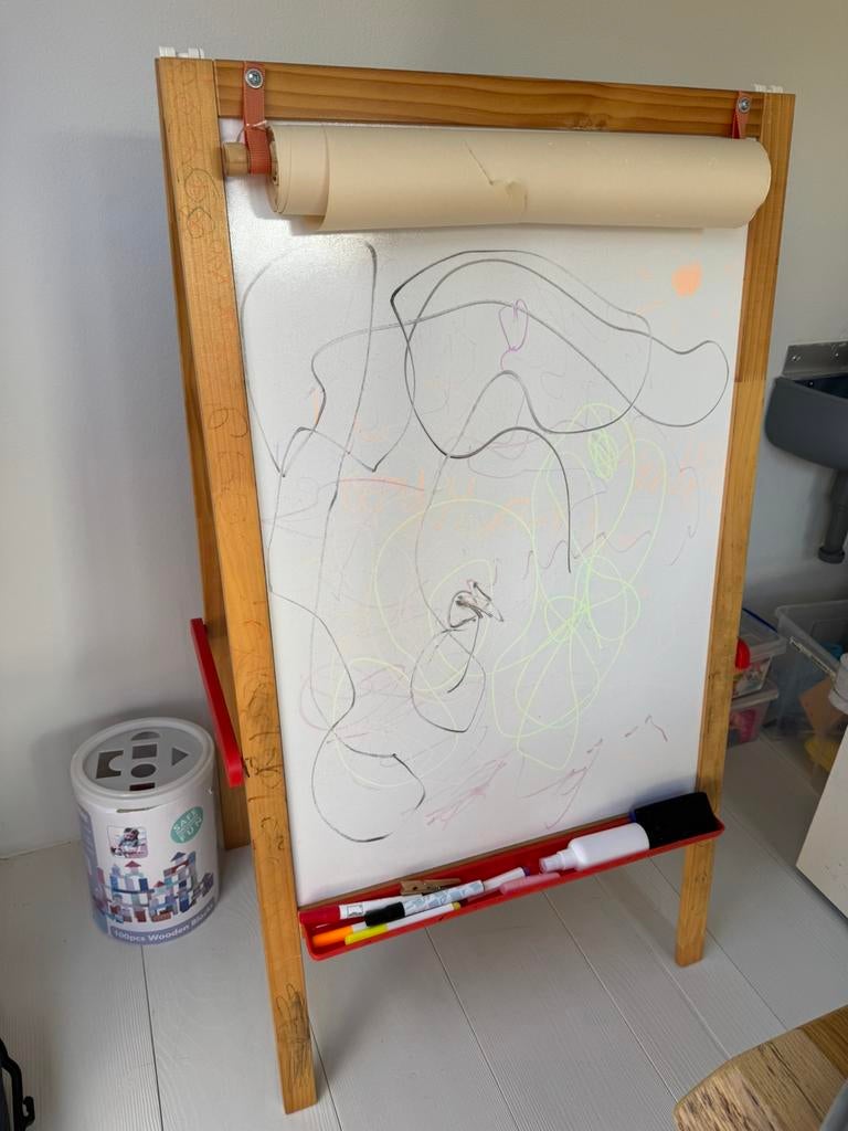 Ikea tekenbord, naaldhout, Ophalen of Verzenden, Zo goed als nieuw, Krijtbord