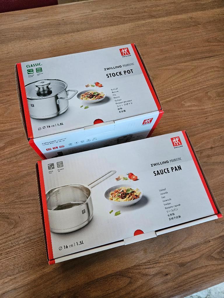 Zwilling steelpan en Kookpan, 2 pannen in nieuwstaat., Nieuw, Pannenset, Ophalen of Verzenden, Rvs