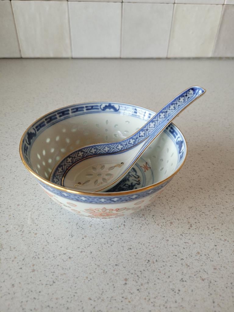 Chinees porseleinen rijstkom, Ophalen