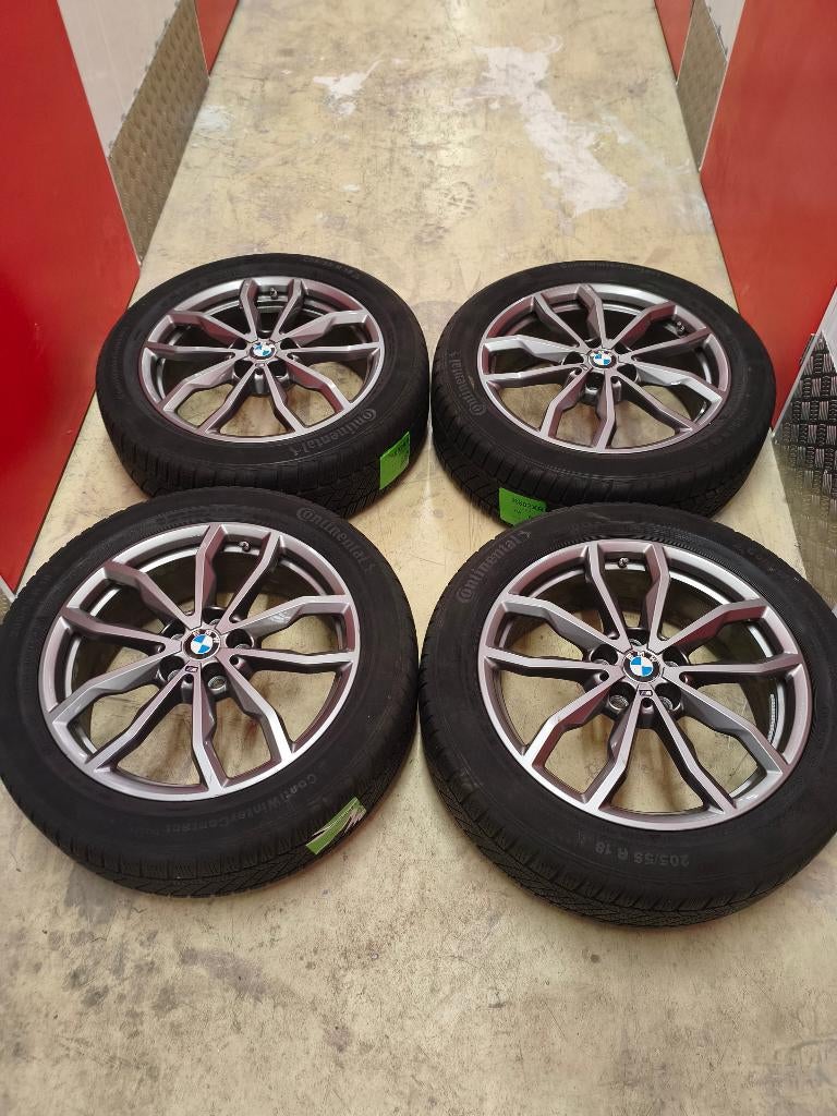 Bmw M wielset 18 inch met Continental winterbanden, Auto-onderdelen, Banden en Velgen, Ophalen, 18 inch, Gebruikt, Banden en Velgen