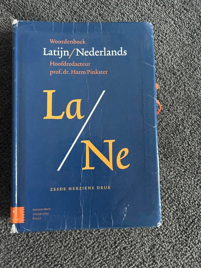 Latijn/Nederlands woordenboek, Boeken, Ophalen of Verzenden, Alpha, Gelezen