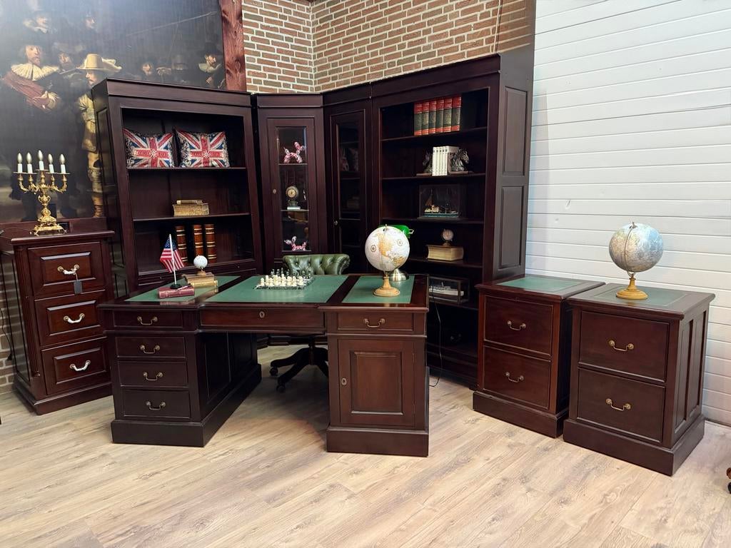 Complete Klassieke chesterfield Engelse Kantoorinrichting, Ophalen