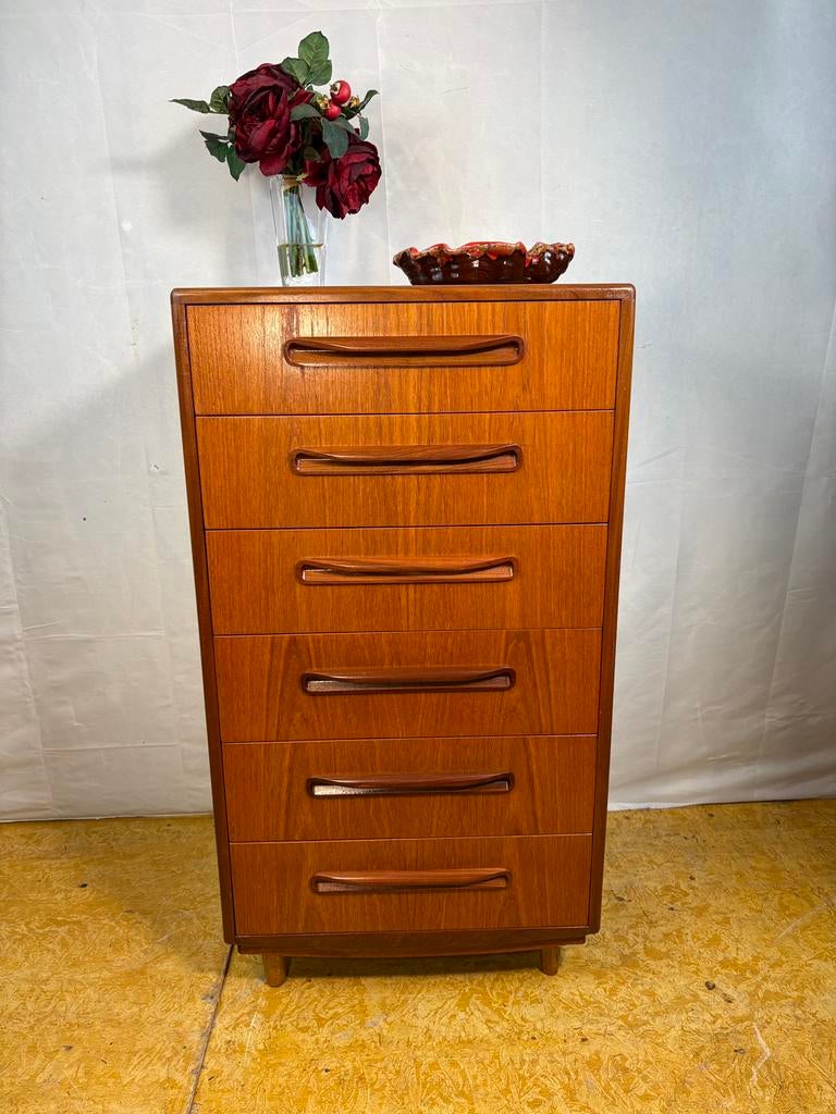Gratis verzending! MidCentury Retro Vintage TeakLadekast1960, Mid century retro vintage teak ladekast GPlan 1960 Deens Design