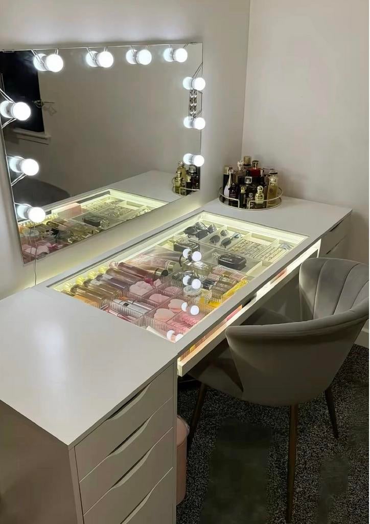 Make up tafel en stoel en spiegel, Verzenden, Zo goed als nieuw, 50 tot 100 cm, Minder dan 100 cm