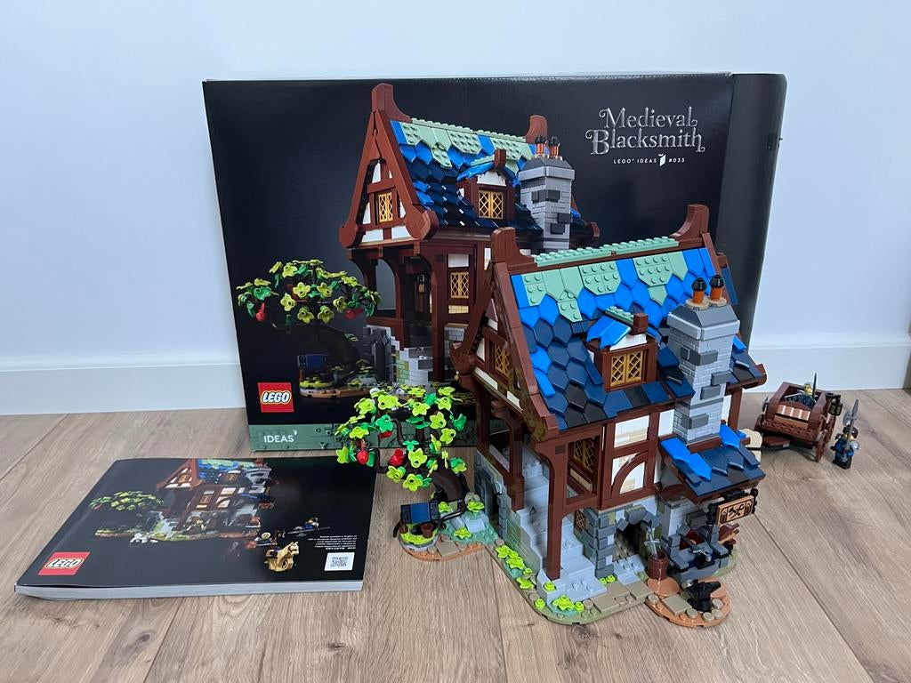 Lego Ideas 21325 - Medieval Blacksmith, Ophalen of Verzenden, Zo goed als nieuw, Complete set, Lego